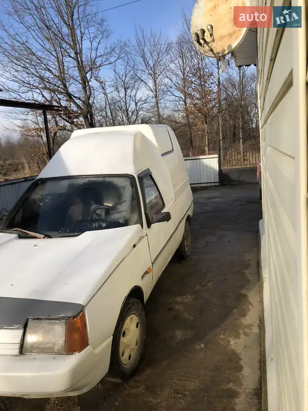 ЗАЗ 1102 Таврія