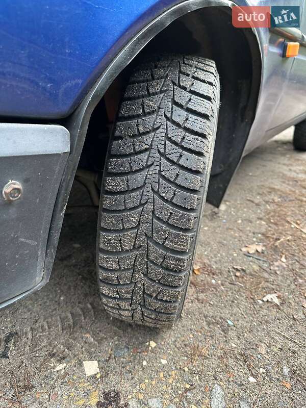 Хэтчбек ЗАЗ 1102 Таврия 2004 в Киеве