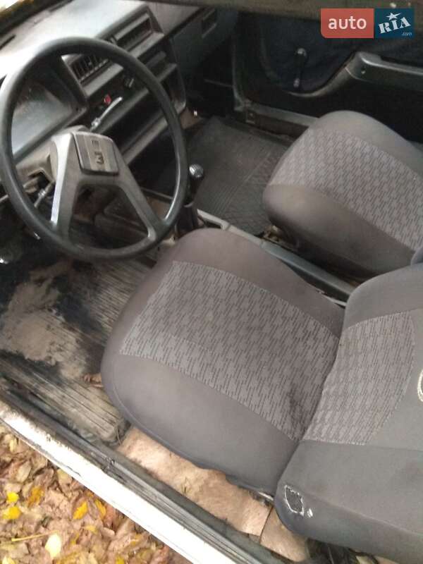 Хэтчбек ЗАЗ 1102 Таврия 1992 в Николаеве фото 7 Хэтчбек ЗАЗ 1102 Таврия 1992 в Николаеве