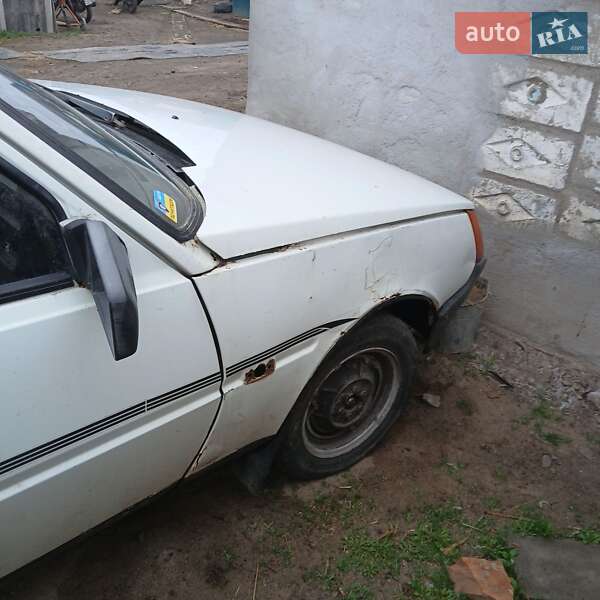 Хэтчбек ЗАЗ 1102 Таврия 1992 в 