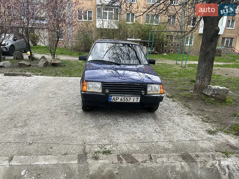 Хэтчбек ЗАЗ 1102 Таврия 2003 в 