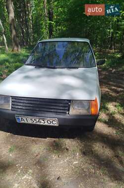 Хэтчбек ЗАЗ 1102 Таврия 1993 в Житомире