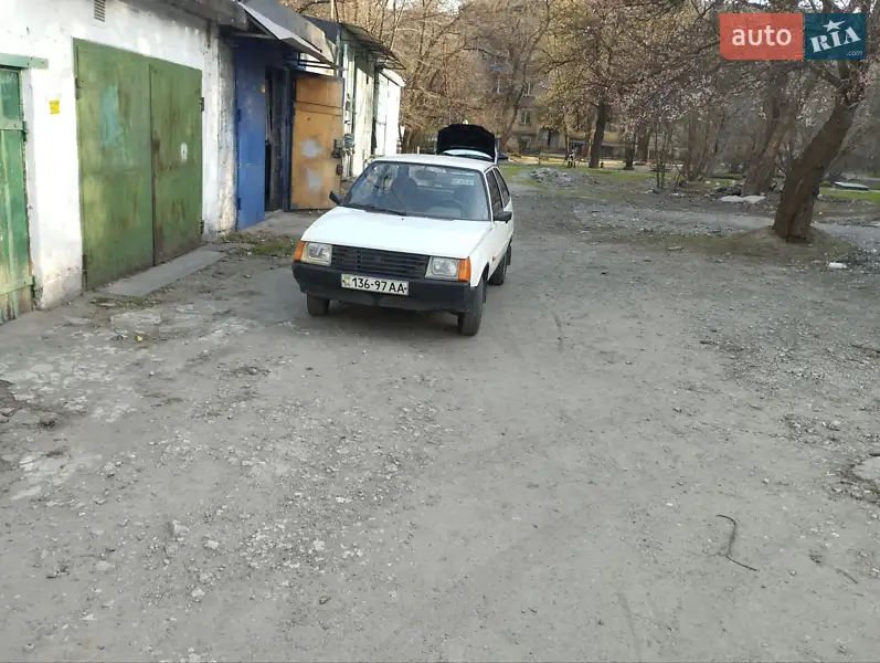 ЗАЗ 1102 Таврія