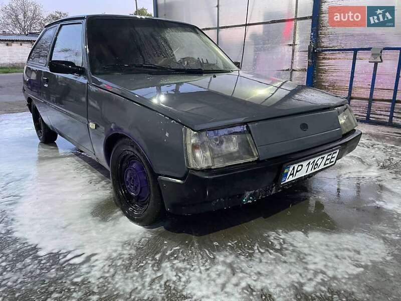 Хэтчбек ЗАЗ 1102 Таврия 1994 в Соленом