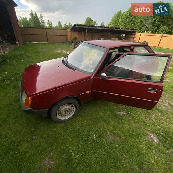 Хэтчбек ЗАЗ 1102 Таврия 1997 в Корце