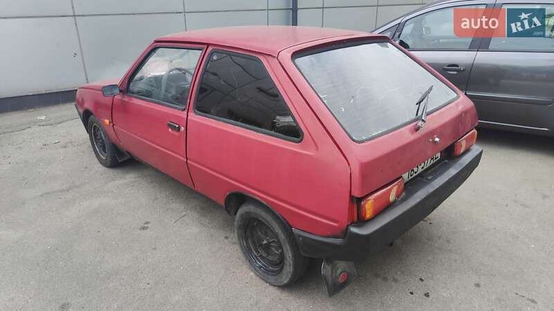 Хэтчбек ЗАЗ 1102 Таврия 1993 в Запорожье