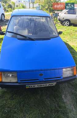 Хетчбек ЗАЗ 1102 Таврія 1997 в Хотині