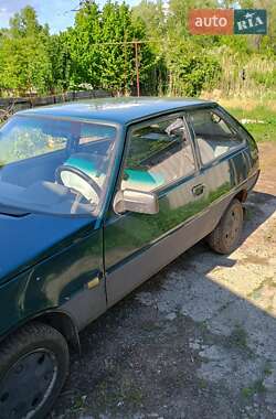 Хэтчбек ЗАЗ 1102 Таврия 1997 в 