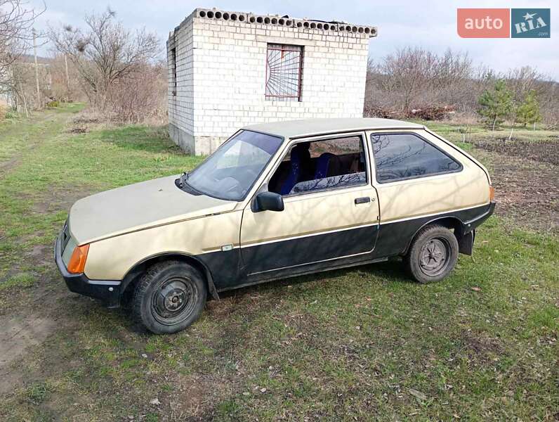 Хетчбек ЗАЗ 1102 Таврія 1993 в Світловодську