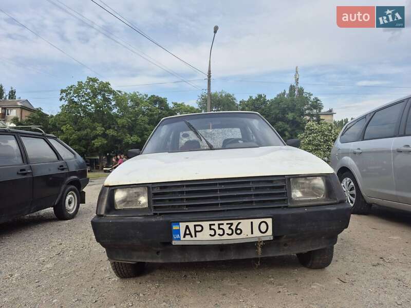 Хетчбек ЗАЗ 1102 Таврія 1993 в Запоріжжі