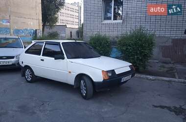 Хэтчбек ЗАЗ 1102 Таврия 2001 в Каменском