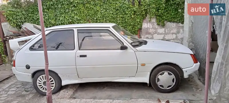 ЗАЗ 1102 Таврія 1996