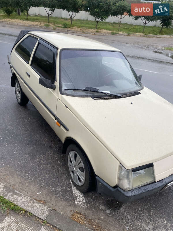 Хетчбек ЗАЗ 1102 Таврія 1992 в Опішне