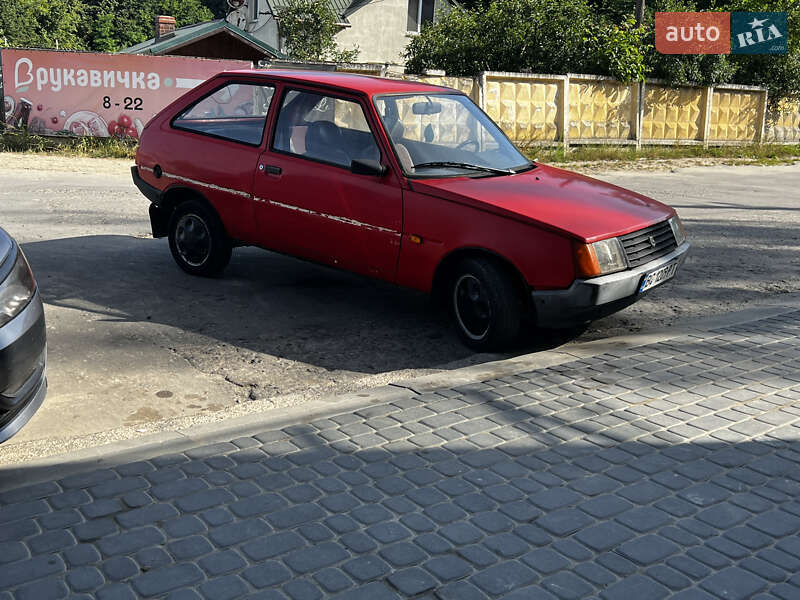Хэтчбек ЗАЗ 1102 Таврия 1993 в Львове