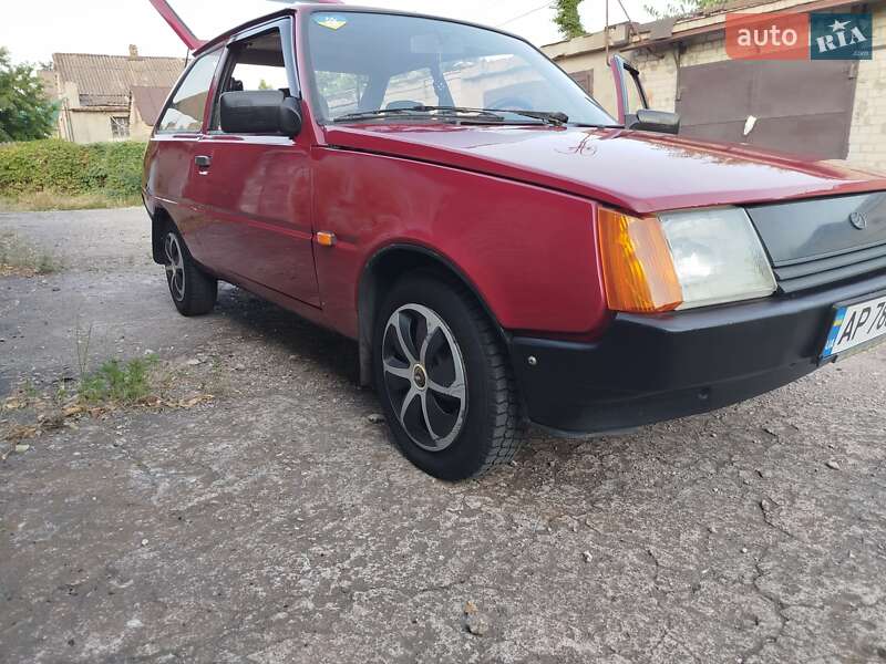 Хэтчбек ЗАЗ 1102 Таврия 1997 в 