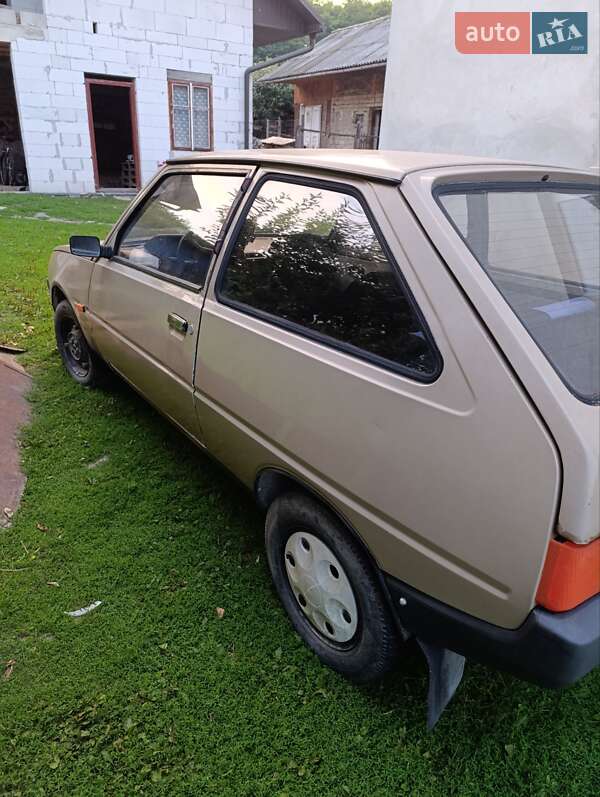 Хэтчбек ЗАЗ 1102 Таврия 1993 в Теребовле фото 12 Хэтчбек ЗАЗ 1102 Таврия 1993 в Теребовле