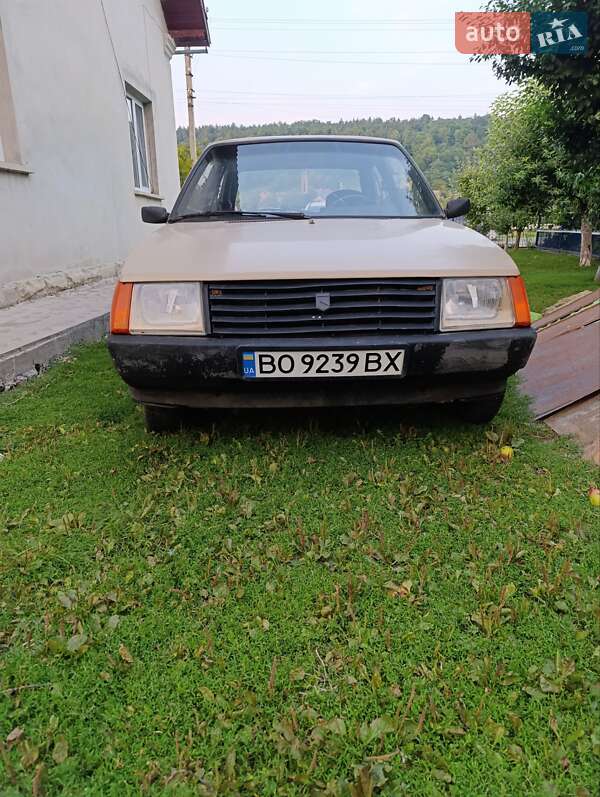 Хэтчбек ЗАЗ 1102 Таврия 1993 в Теребовле фото 16 Хэтчбек ЗАЗ 1102 Таврия 1993 в Теребовле