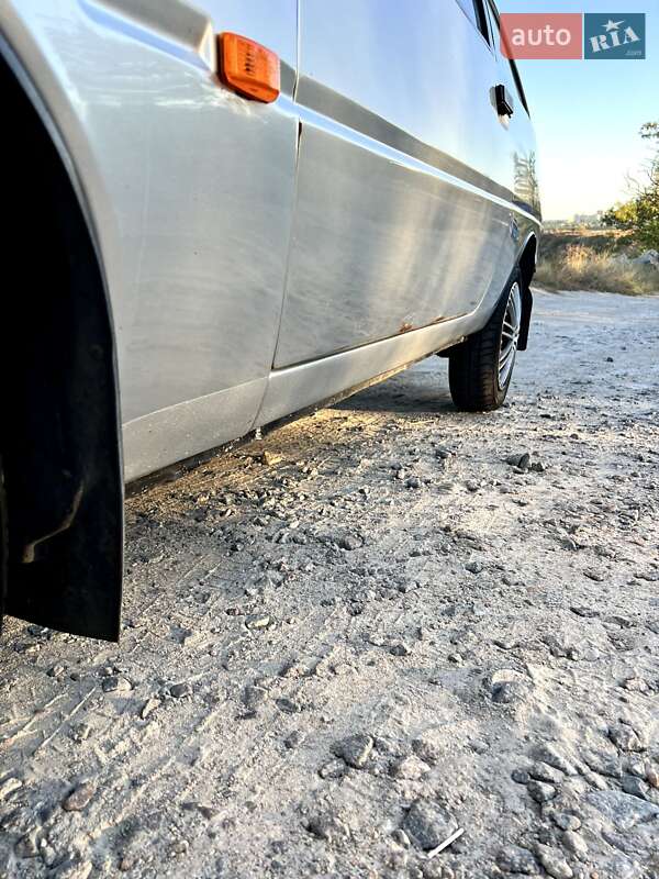 Хетчбек ЗАЗ 1102 Таврія 1997 в Запоріжжі фото 9 Хетчбек ЗАЗ 1102 Таврія 1997 в Запоріжжі