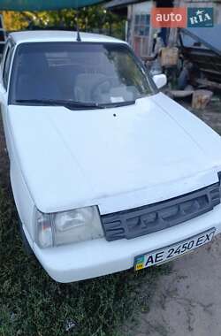 Хетчбек ЗАЗ 1102 Таврія 1993 в Дніпрі