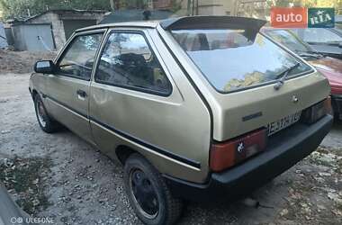 Хэтчбек ЗАЗ 1102 Таврия 1994 в 