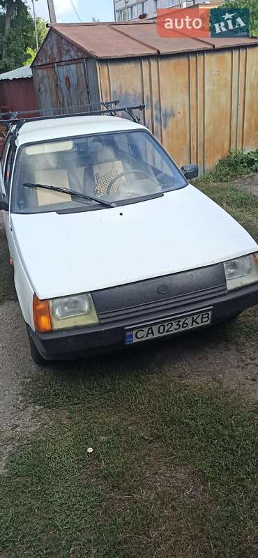 Хэтчбек ЗАЗ 1102 Таврия 1994 в 