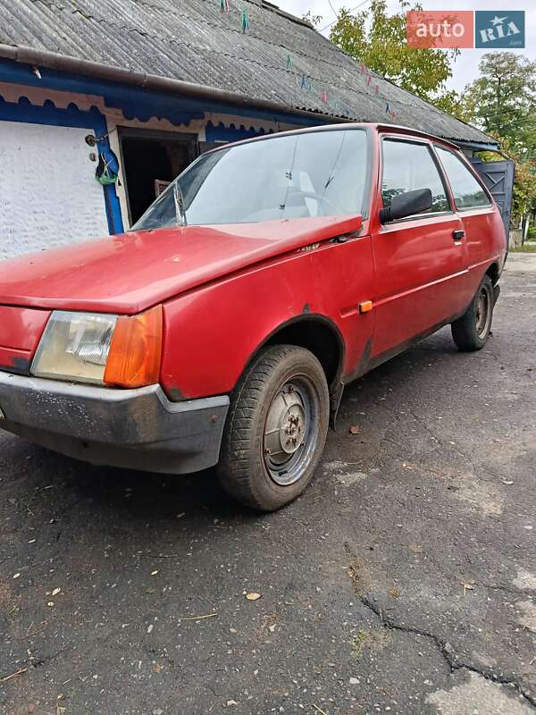 Хэтчбек ЗАЗ 1102 Таврия 1992 в Черновцах