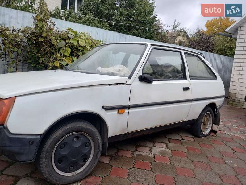 Хэтчбек ЗАЗ 1102 Таврия 1992 в Киеве