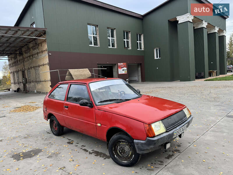 Хэтчбек ЗАЗ 1102 Таврия 1992 в 