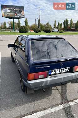 Хэтчбек ЗАЗ 1102 Таврия 2006 в 