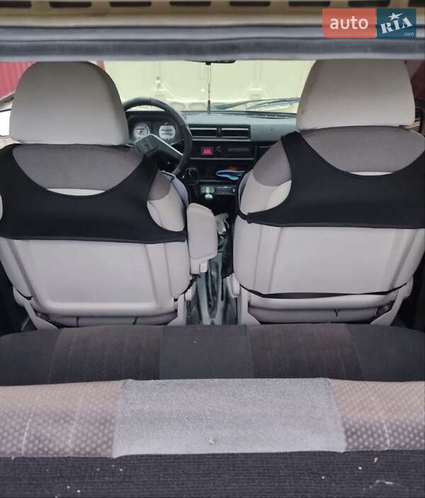 Хэтчбек ЗАЗ 1102 Таврия 1993 в Никополе фото 5 Хэтчбек ЗАЗ 1102 Таврия 1993 в Никополе