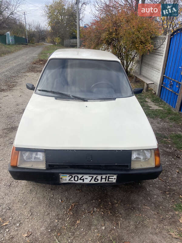 Хетчбек ЗАЗ 1102 Таврія 1994 в Черкасах фото Хетчбек ЗАЗ 1102 Таврія 1994 в Черкасах