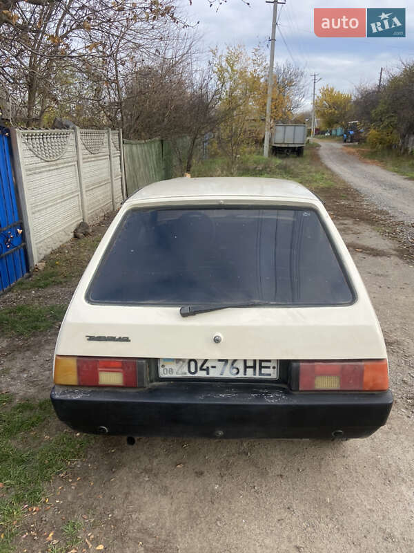 Хетчбек ЗАЗ 1102 Таврія 1994 в Черкасах фото 4 Хетчбек ЗАЗ 1102 Таврія 1994 в Черкасах