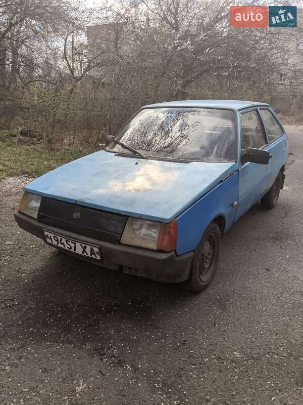 Хэтчбек ЗАЗ 1102 Таврия 1990 в Харькове