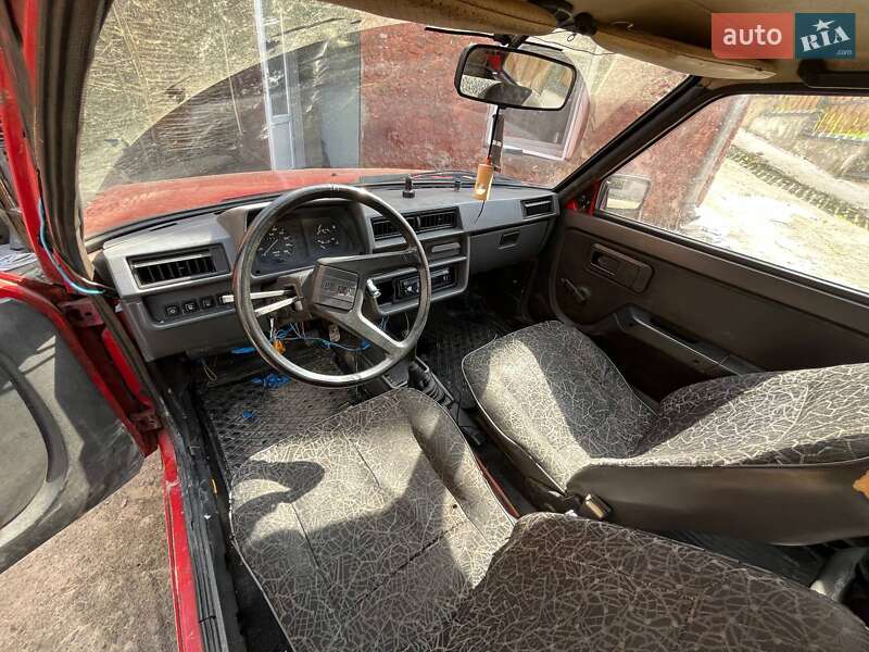 Хэтчбек ЗАЗ 1102 Таврия 1997 в Бобрке фото 5 Хэтчбек ЗАЗ 1102 Таврия 1997 в Бобрке