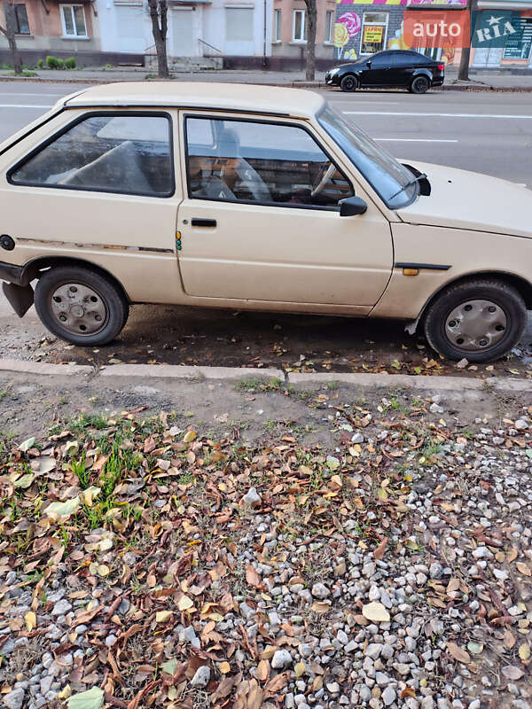 Хэтчбек ЗАЗ 1102 Таврия 1994 в Кривом Роге фото 4 Хэтчбек ЗАЗ 1102 Таврия 1994 в Кривом Роге