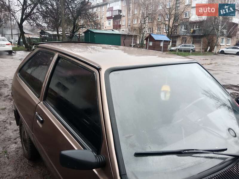 Хэтчбек ЗАЗ 1102 Таврия 1994 в Ромнах