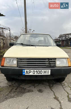 Хетчбек ЗАЗ 1102 Таврія 1990 в Запоріжжі