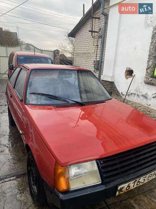 Хетчбек ЗАЗ 1102 Таврія 1995 в Володимирі