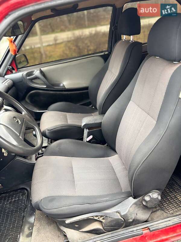 Хэтчбек ЗАЗ 1102 Таврия 1995 в Песочине фото 7 Хэтчбек ЗАЗ 1102 Таврия 1995 в Песочине