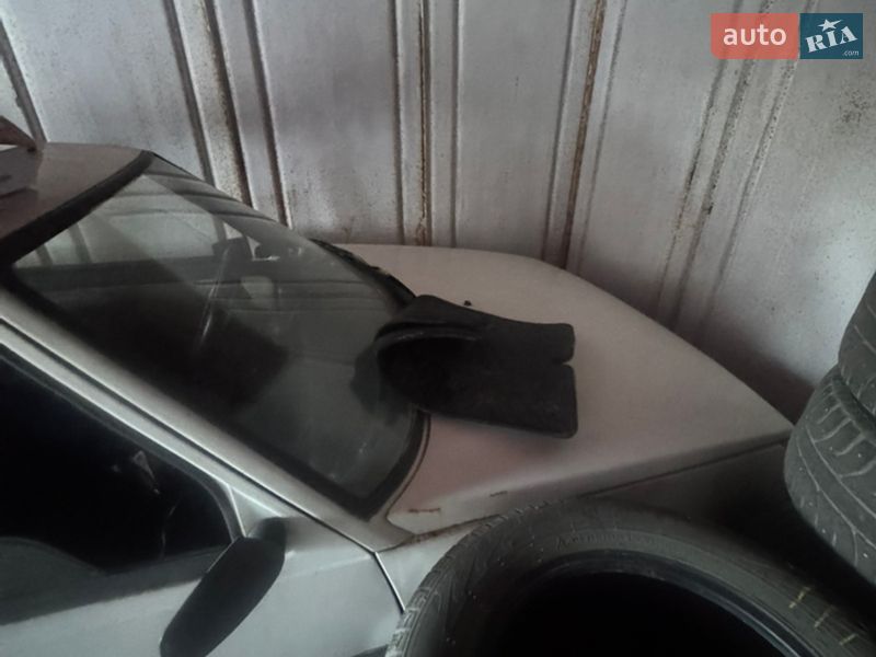 Хэтчбек ЗАЗ 1102 Таврия 1993 в Киеве