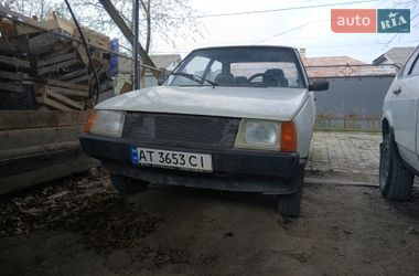 Хэтчбек ЗАЗ 1102 Таврия 1992 в Бурштыне