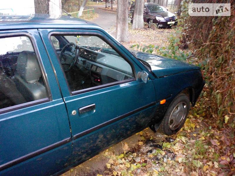 Хэтчбек ЗАЗ 1103 Славута 2004 в Узине