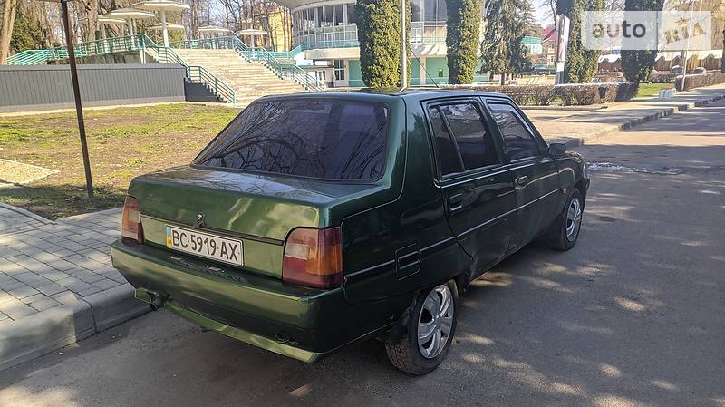 Хэтчбек ЗАЗ 1103 Славута 2004 в Долине
