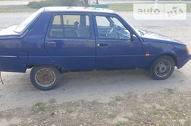 Седан ЗАЗ 1103 Славута 2004 в 
