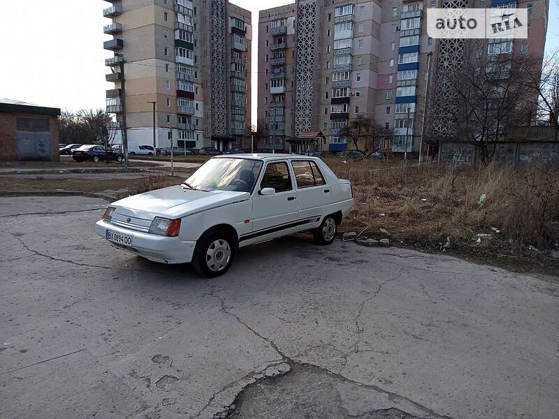 Ліфтбек ЗАЗ 1103 Славута 2003 в Кам'янець-Подільському