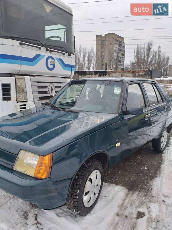 Седан ЗАЗ 1103 Славута 2004 в Запоріжжі