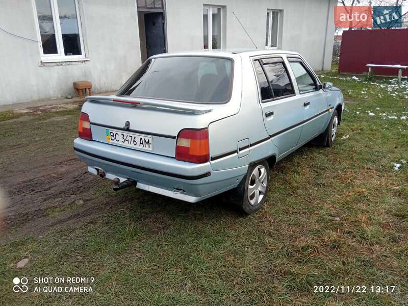 Седан ЗАЗ 1103 Славута 2004 в Радехове