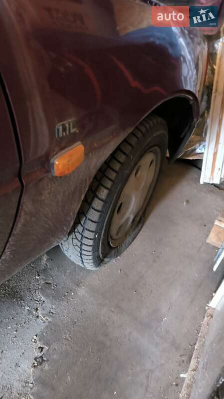 Ліфтбек ЗАЗ 1103 Славута 1999 в Черкасах