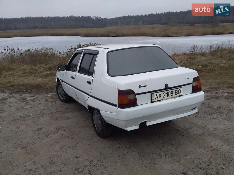 Хэтчбек ЗАЗ 1103 Славута 2006 в Ахтырке фото 3 Хэтчбек ЗАЗ 1103 Славута 2006 в Ахтырке