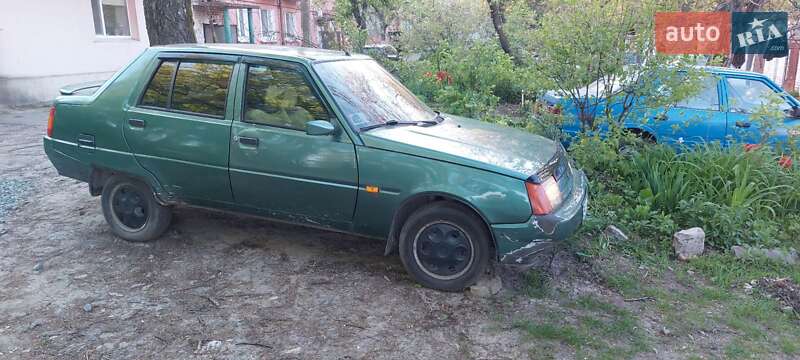 Ліфтбек ЗАЗ 1103 Славута 2007 в Рівному фото 3 Ліфтбек ЗАЗ 1103 Славута 2007 в Рівному